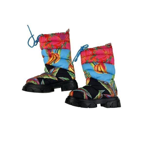 Farm Rio - Chevron Forest Puffy Boots in Black Multicolor - Picture 4 of 9
